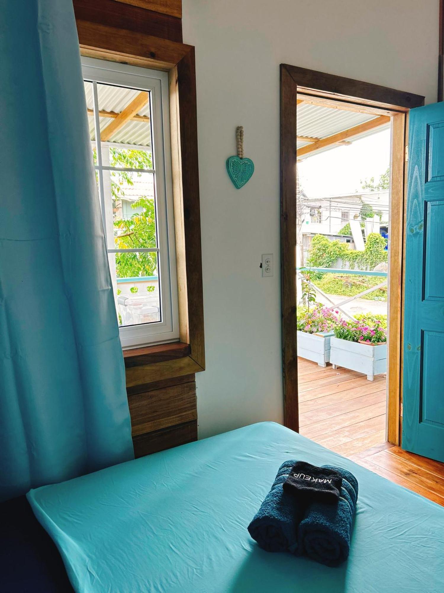 Casa Pelicano Bocas del Toro Eksteriør billede