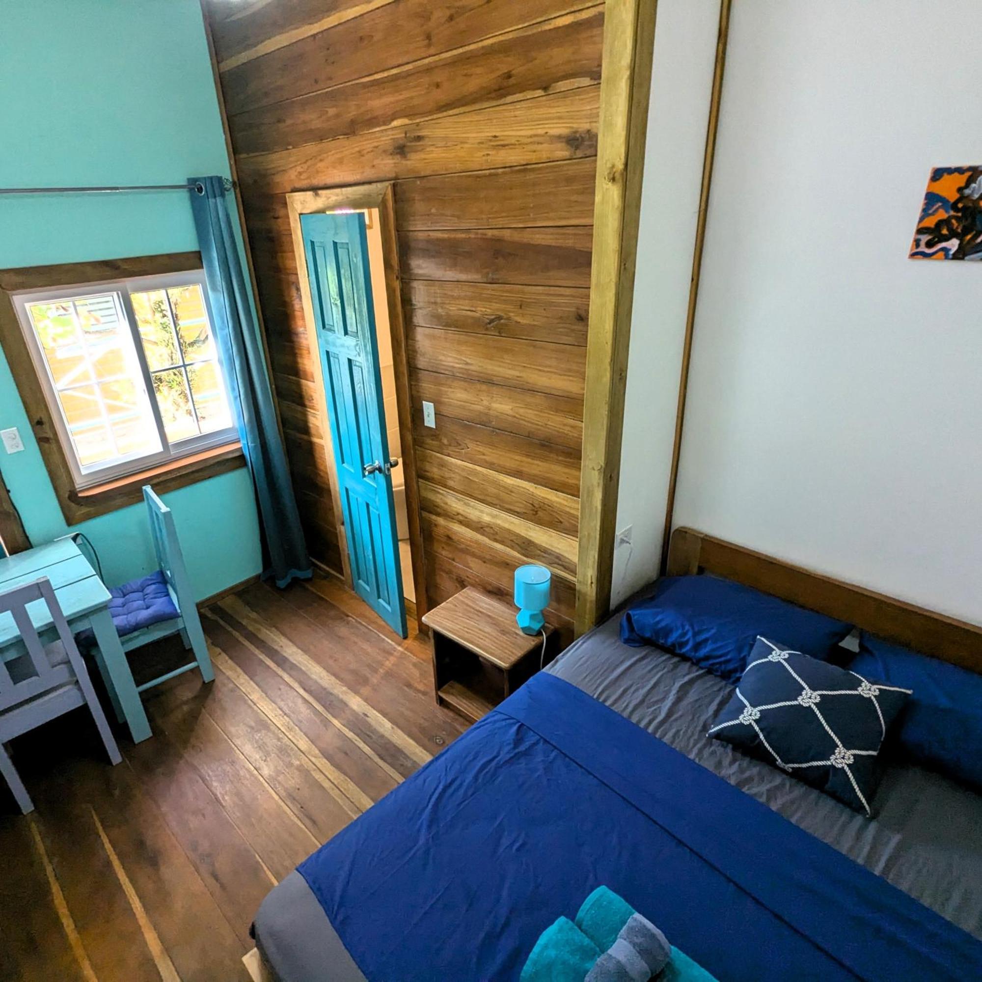 Casa Pelicano Bocas del Toro Eksteriør billede